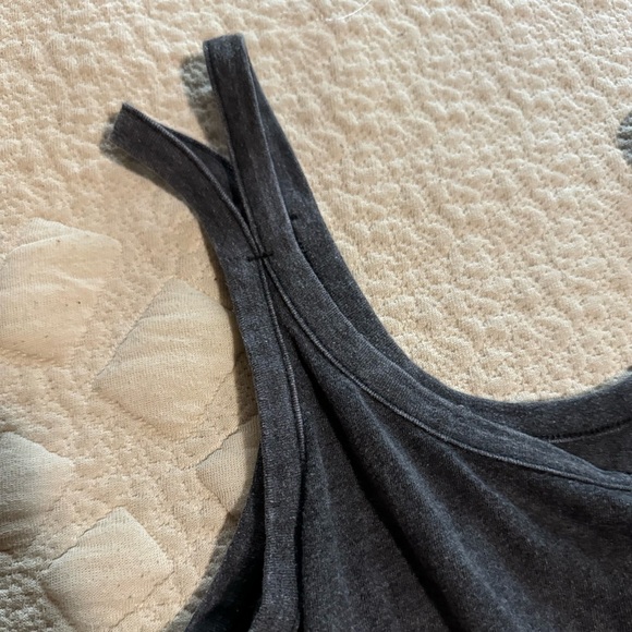 Volcom Burnt Out Tank - Picture 5 of 5